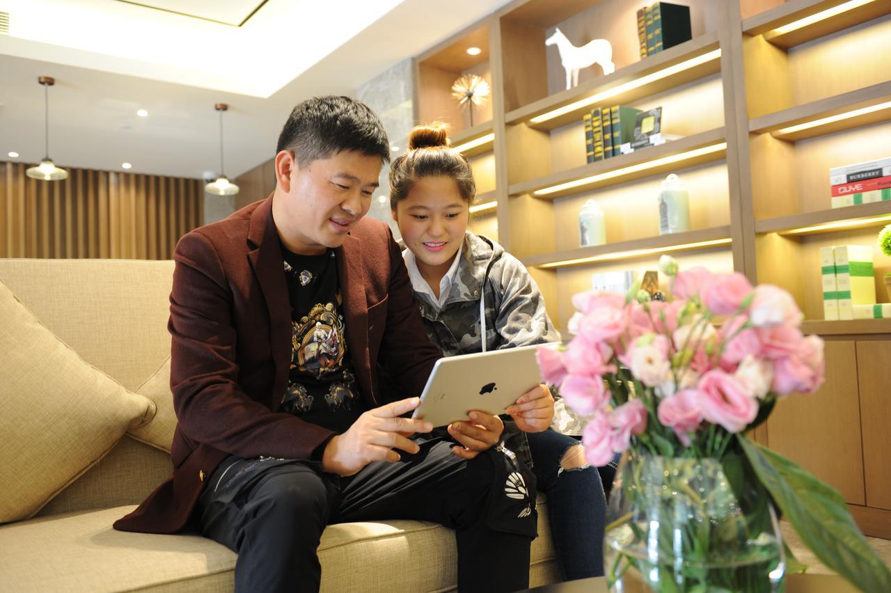 Atour X Hotel Shanghai Hongqiao Airport Konggang Road Xangai Exterior foto
